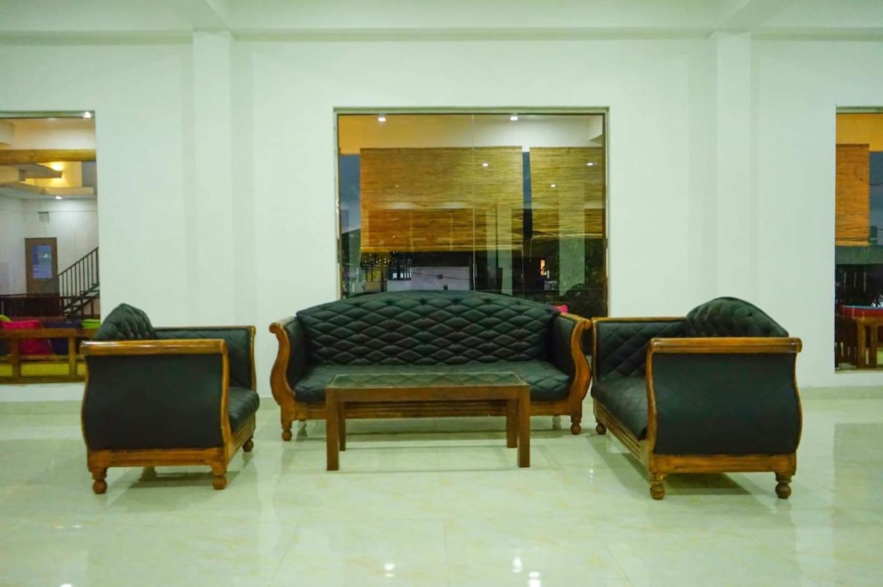 Milano Grand Hotel Dambulla Exterior photo
