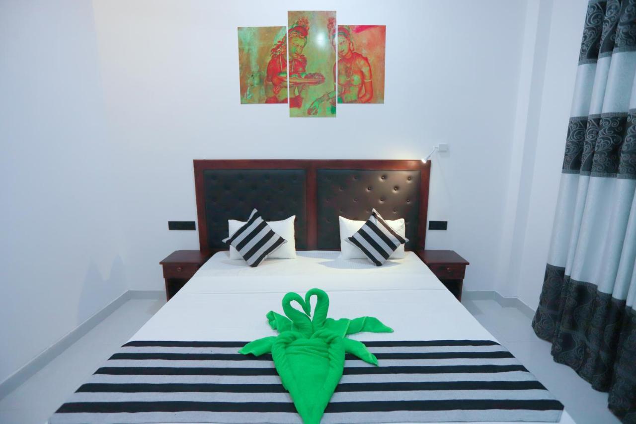 Milano Grand Hotel Dambulla Exterior photo